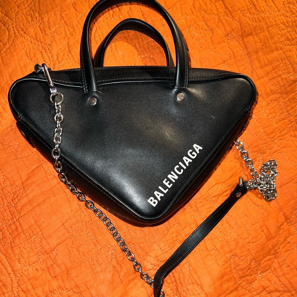 BALENCIAGA TRIANGLE BAG